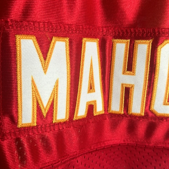 Mahomes Jersey - Picture 2 of 4